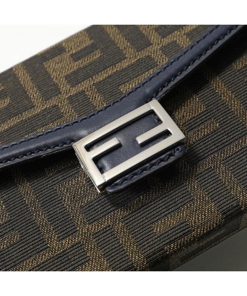 FENDI ズッカ柄 フォンポーチ ゆす ショルダーバッグ ソフトトランク 