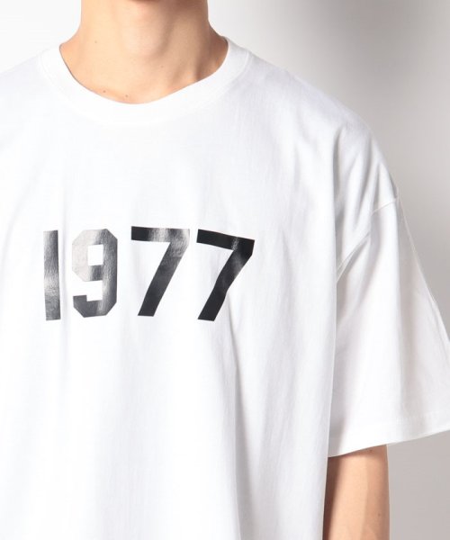 SETUP7(SETUP7)/【MAISON CLUB】1977 オーバーサイズ ロゴ 半袖 Tシャツ トップス 五分袖 プリントT KNF037/img03