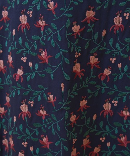 Relajado フラワー刺繍フレアスカート 