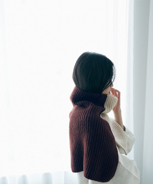 marjour(マージュール)/SWITCHING KNIT CAPE/img21