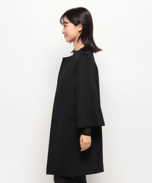 フレアスリーブコート 