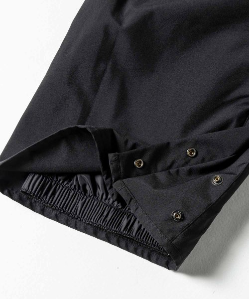 1PIU1UGUALE3 SNOWBOARDS(ウノ ピゥ ウノ ウグァーレ トレ スノーボード)BACK LOGO PANTS メンズ/スノーボードウェア/パ 商品説明1PIU1UGUALE3から新たにスノーボードラインが登場。卓越したカ YW1694568241(12934円)