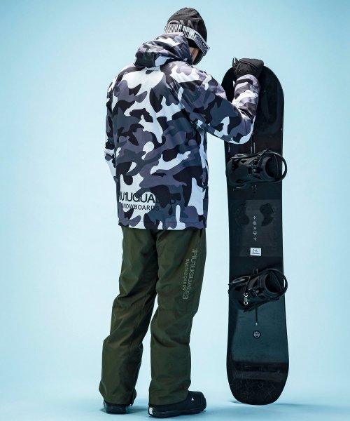 1PIU1UGUALE3 SNOWBOARDS(ウノ ピゥ ウノ ウグァーレ トレ スノーボード)BACK LOGO PANTS メンズ/スノーボードウェア/パ 商品説明1PIU1UGUALE3から新たにスノーボードラインが登場。卓越したカ YW1694568241(12934円)