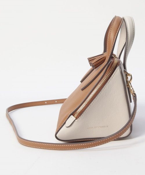 ANYA HINDMARCH(アニヤハインドマーチ)/【ANYA HINDMARCH】ANYA HINDMARCH　アニヤハインドマーチ　ショルダーバッグ　22x12x11　CHALK / TAN　レディース/img01