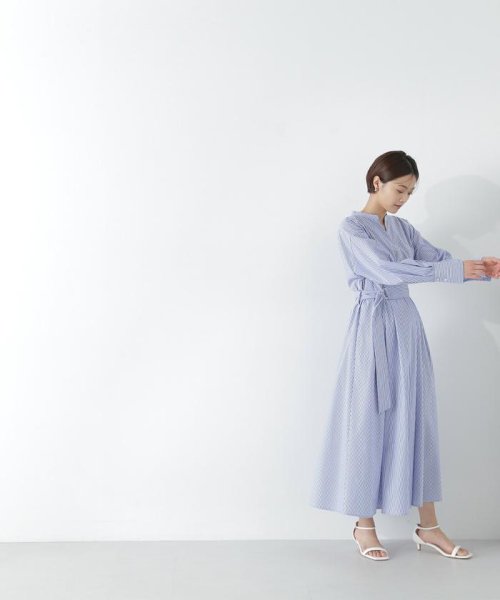 NATURAL BEAUTY BASIC(ナチュラルビューティーベーシック)/スリットネックフォルムシャツワンピース　24SS/img26