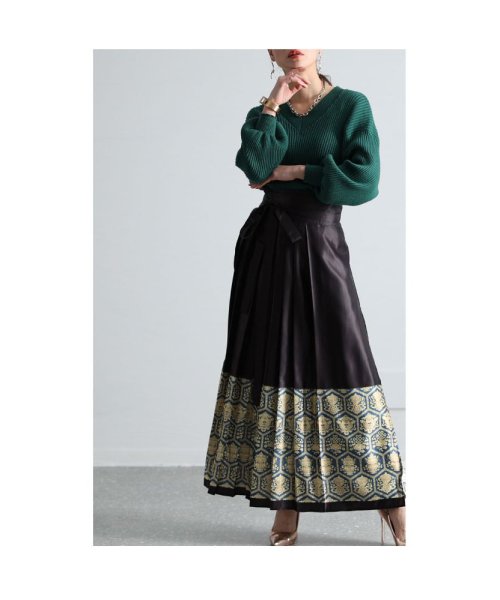 Sawa a la mode(サワアラモード)/高貴さを纏うアラベスク風ラップスカート/img02