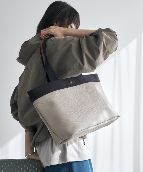 【Breath TOPKAPI】RIPPLE リプル ロング ハンドル A４ トートバッグ L 商品説明≪大容量だからこそ肩掛けが必須、うれしいロングハンドルトートが登場》多数のリクエストにお応えし、人 V1594904647(12155円)