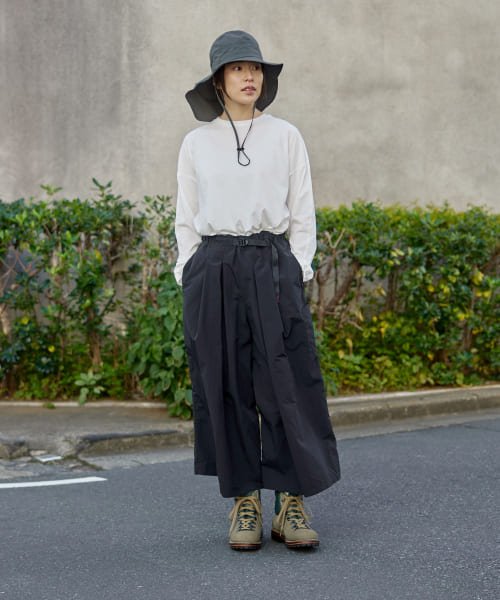 『別注』『撥水/2WAY仕様』GRAMICCI　アクティブナイロンサロペット パンツの2WAY仕様 165cm BEIGE