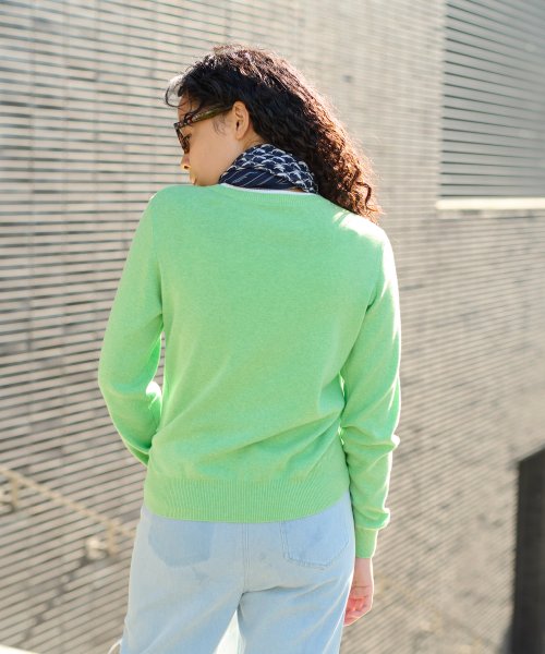 洗える 衿ぐり配色ニット 