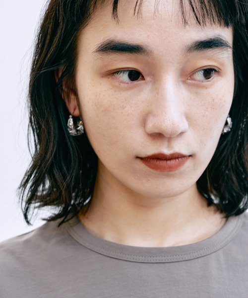 marjour(マージュール)/[SURGICAL]WAVINESS HOOP PIERCE/img01