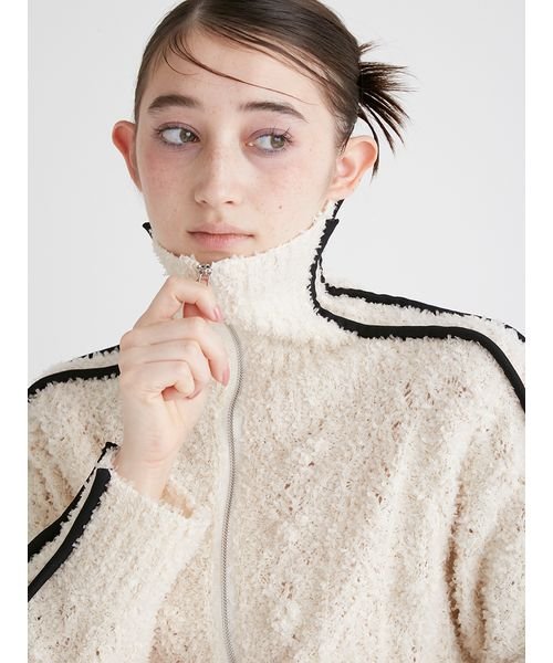 ラインニットフーディー 予めご了承ください