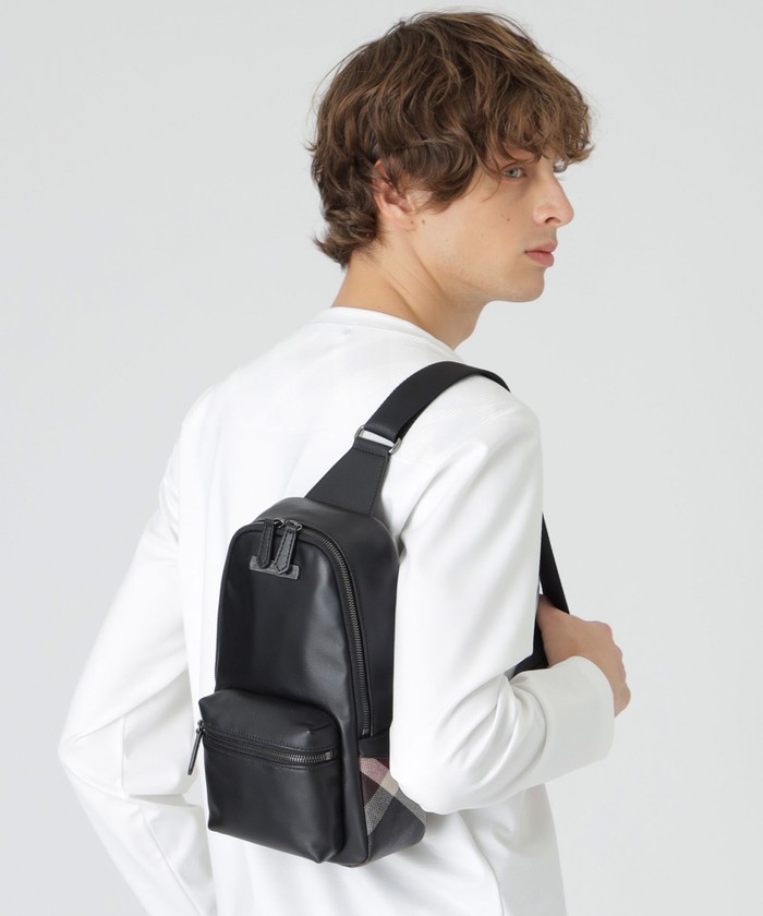 限定】クレストブリッジチェックPVCボディバッグ(505842416)｜HANKYU