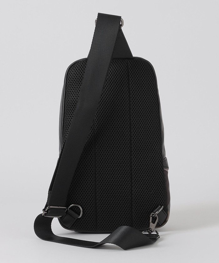 限定】クレストブリッジチェックPVCボディバッグ(505842416)｜HANKYU