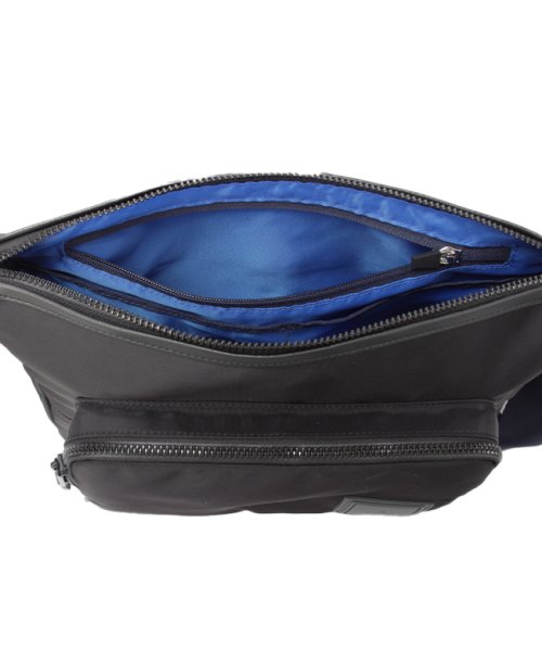 ランバンオンブルー バッグ ショルダーバッグ メンズ ブランド 斜めがけ 撥水 防水 LANVIN en Bleu 541102 LANVIN en ｜オープンポケット×2　　　　　 ｜ファスナーポケット　　　　　