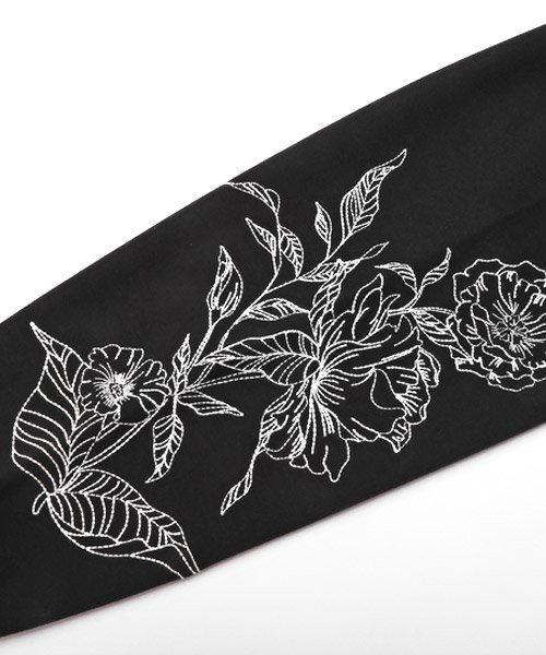 LUXSTYLE(ラグスタイル)/フラワー袖刺繍クルーネックトレーナー/トレーナー メンズ スウェット 花柄 フラワー 刺繍 ロゴ/img12