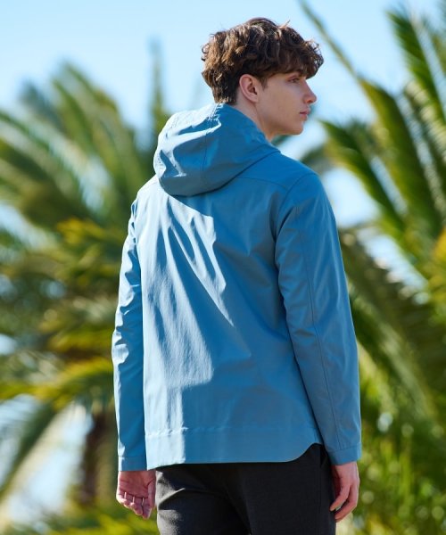 LIMONTA ハイスペックジップアップパーカー 