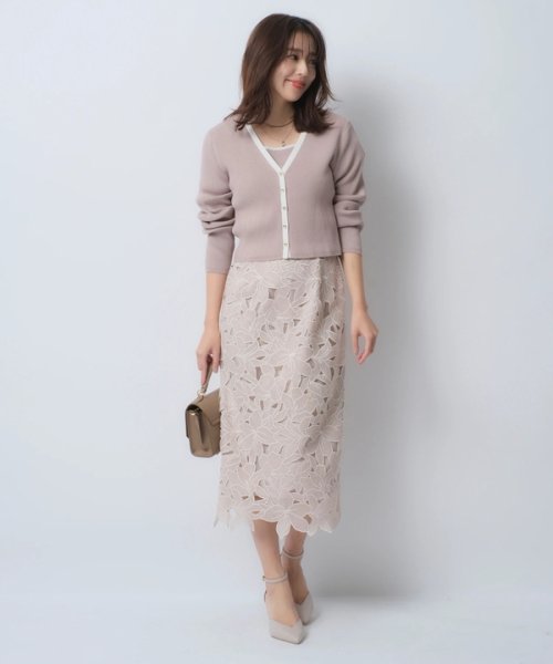 ケミカルレースタイトスカート 予めご了承ください