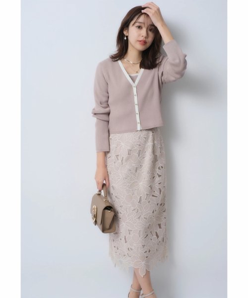 ケミカルレースタイトスカート 予めご了承ください