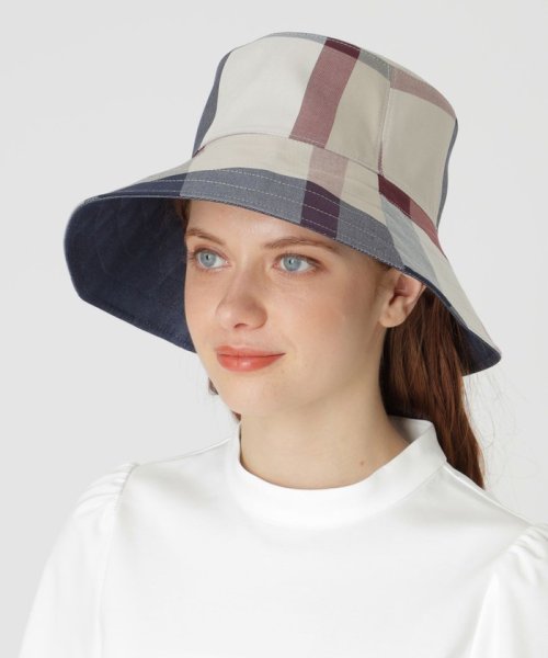 つば広バケットハット 