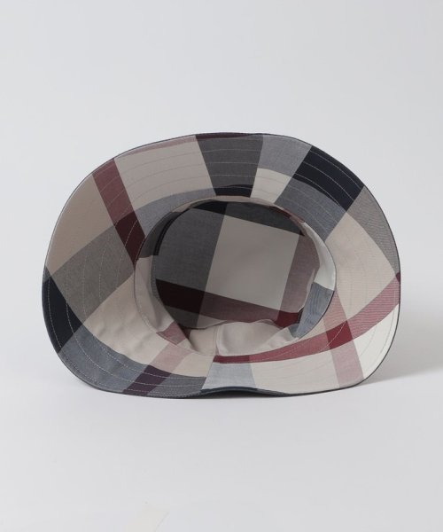 つば広バケットハット 