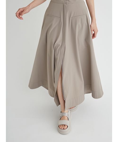 【emmi atelier】撥水ハイウエストフレアスカート EDITION/シアーオパール フレアスカート M1674757388(12870円)