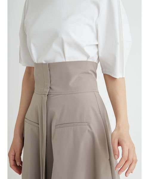 【emmi atelier】撥水ハイウエストフレアスカート EDITION/シアーオパール フレアスカート M1674757388(12870円)