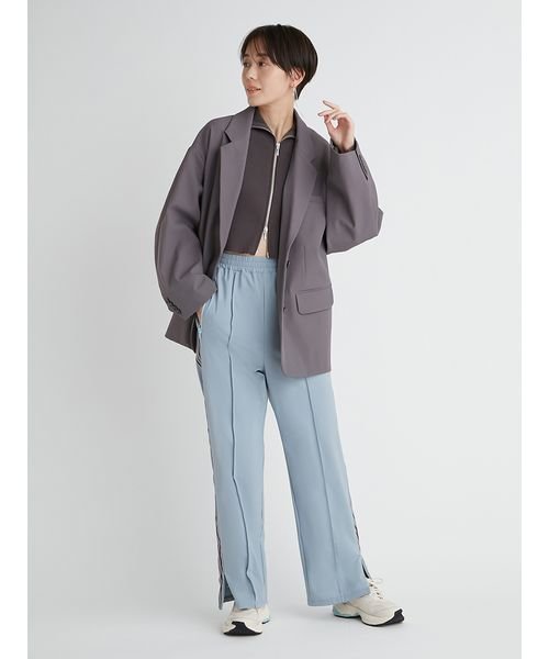 【emmi atelier】LENZING(TM) ECOVERO(TM)フロントジップカーディガン TM 予めご了承ください