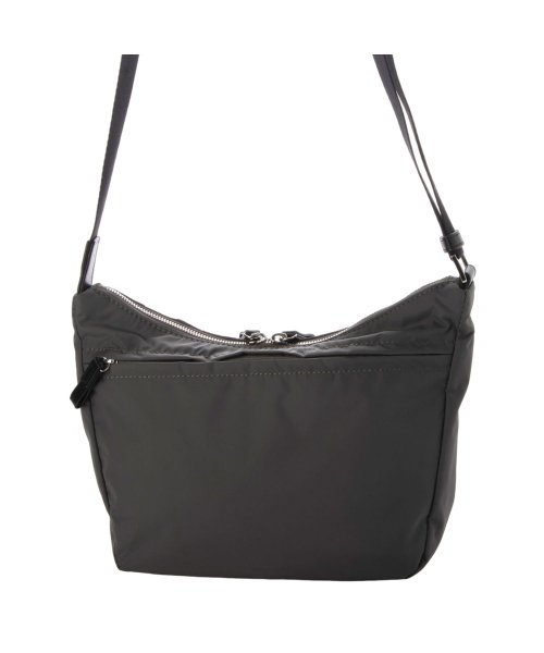 イザック Y’SACCS ショルダーバッグ レディース 斜め掛け カーゴポケット ブラック ダークグレー グレージュ 黒 20－037－01 イザック Y’SACCS ショルダーバッグ カーゴポケット