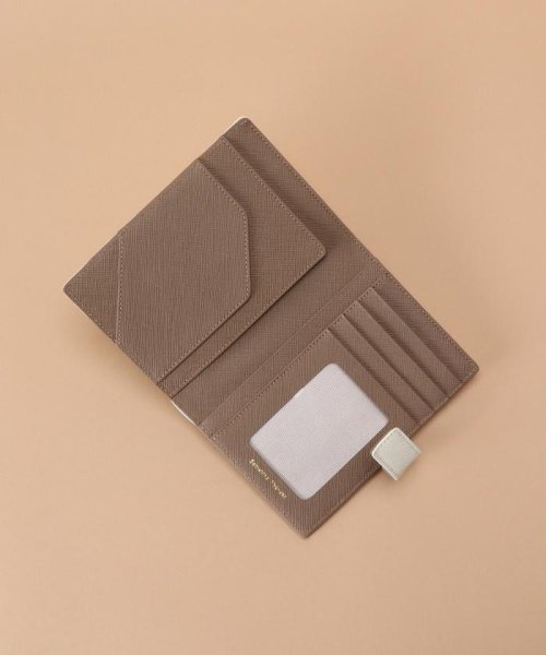 シンプルレザーパスポートケース 