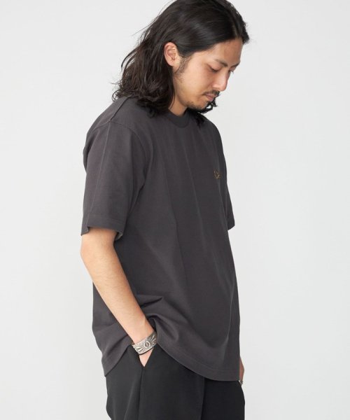 SHIPS MEN(シップス　メン)/【SHIPS別注】FRED PERRY: SOLOTEX(R) 鹿の子 ワンポイント ロゴ Tシャツ24SS/img15