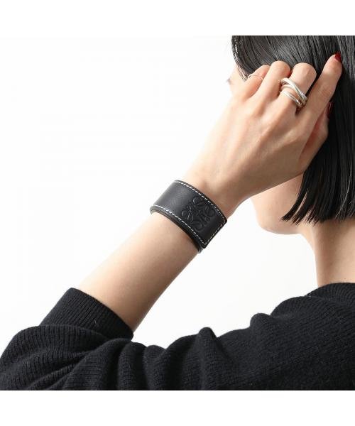 ロエベ レザーバングル ブレスレット LOEWE ブレスレット 119.19.336 