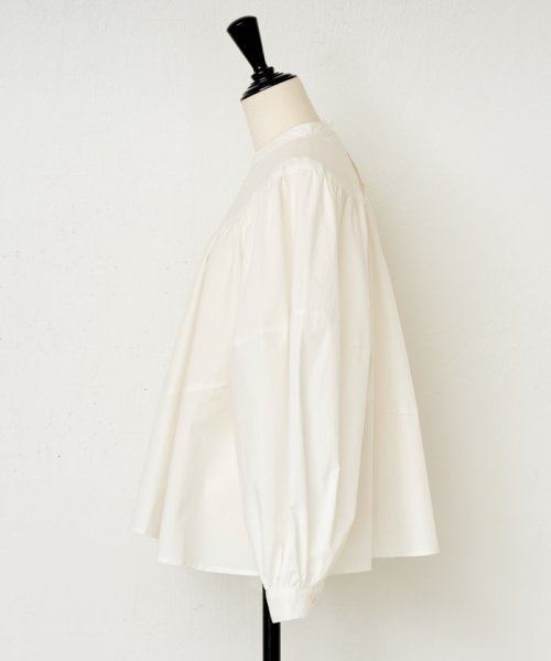 《LIVETART》マルヨークブラウス LIVETART 着用時