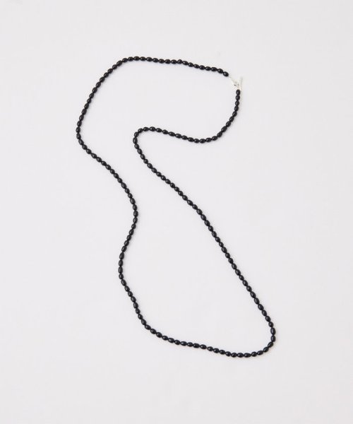 【Hoaw.】パールロングネックレス 商品説明アレンジ自在なロングデザインのパールジュエリー●ドロップ型の淡水パールを使用したロングタイプのネックレス。●贅沢に J1776874978(13728円)