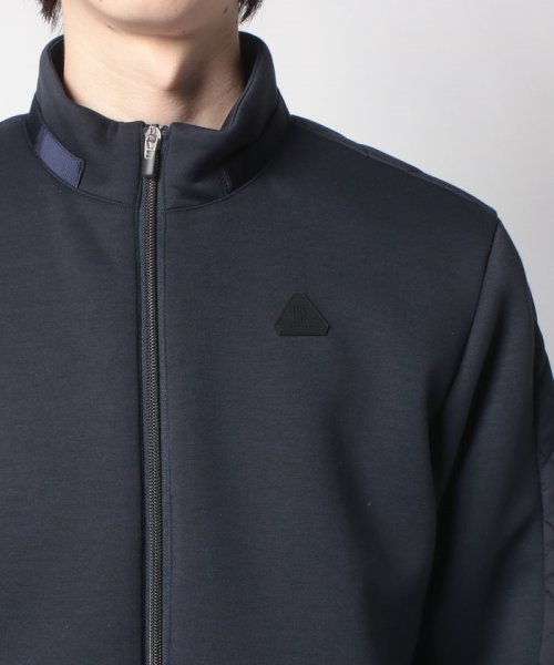 ハイブリッド中わたブルゾン【蓄熱保温】 