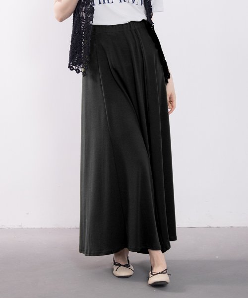 SEU(エスイイユウ)/S－XLまで対応落ち感が美しいAラインロング丈スカート/img02