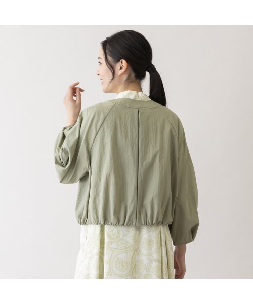 ショート丈・ラグランスリーブジップアップブルゾン 