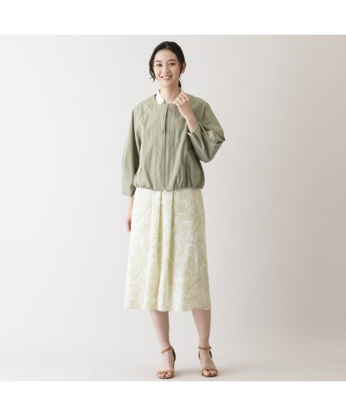 ショート丈・ラグランスリーブジップアップブルゾン 