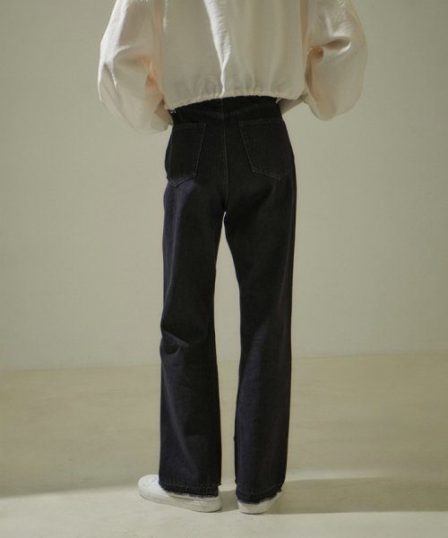 【追加】COTTON USAセミフレアデニム2 ■モデル身長 着用サイズ COTTON 166cm ショートヘアモデル