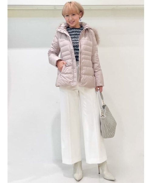 【洗える/エコ】800フィルパワーの高品質！機能性と美シルエットを叶えるダウンコート ミュラー種ホワイトダックの大きいダウンボールを使用しているため