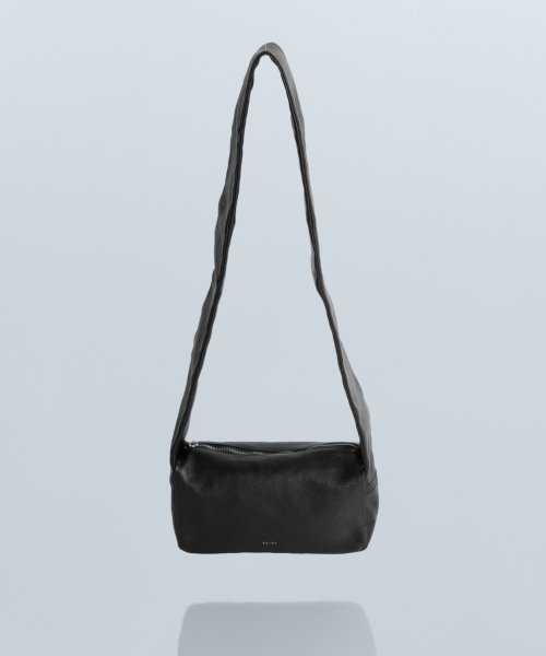 MAISON mou(メゾンムー)/【YArKA/ヤーカ】real leather most wide belt shoulder bag  [bbws] /リアルレザー幅広ストラップベルトショル/img01