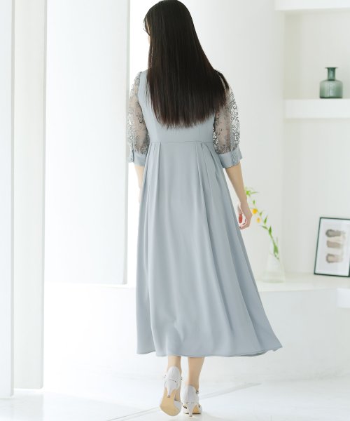 シャツ襟刺繍Aラインドレス 二次会 食事会 セレモニー 発表会