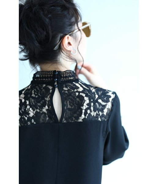 CAWAII(カワイイ)/【ドレスな立ち襟】肩を飾る魅力的シアーレースのきれいめブラウストップス（ブラック）/img03
