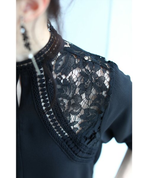 CAWAII(カワイイ)/【ドレスな立ち襟】肩を飾る魅力的シアーレースのきれいめブラウストップス（ブラック）/img24