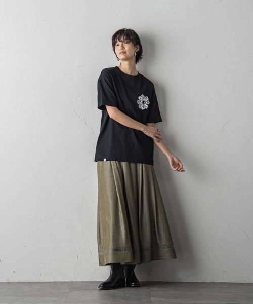 MAYSON GREY(メイソングレイ)/スパンコール刺繍フラワーモチーフTシャツ≪手洗い可能≫/img14