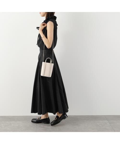 VALENTINO ショルダーバッグ P0X90VSH ロックスタッズ VALENTINO ショルダーバッグ ロックスタッズ装飾 2W0P0X90VSH 3W2P0X90VSH