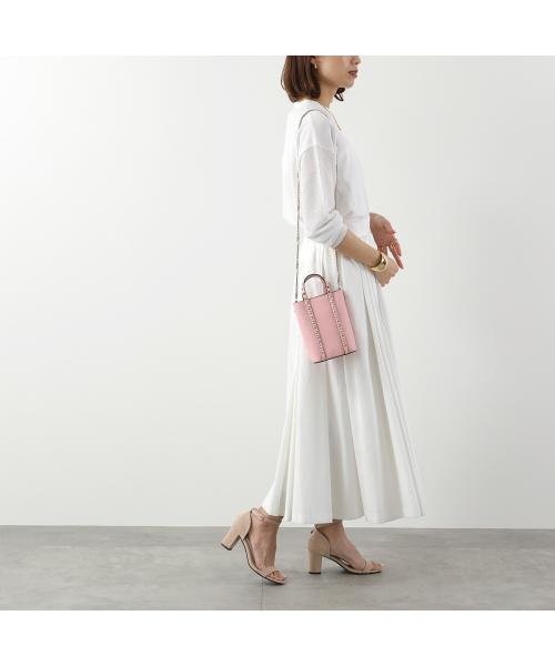 VALENTINO ショルダーバッグ P0X90VSH ロックスタッズ VALENTINO ショルダーバッグ ロックスタッズ装飾 2W0P0X90VSH 3W2P0X90VSH
