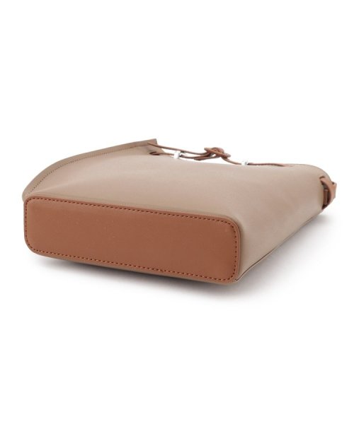 L＇Avenir（ラ・ヴェニール） Gabi Mini（ギャビ ミニ）サコッシュバッグ ヴェニール