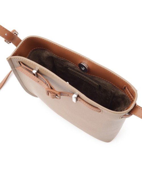 L＇Avenir（ラ・ヴェニール） Gabi Mini（ギャビ ミニ）サコッシュバッグ ヴェニール