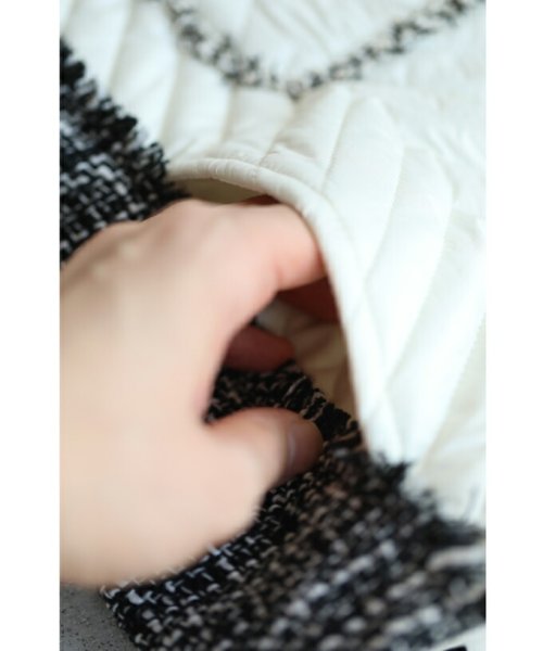 引き立て合うキルティングとツイードのマリアージュブルゾン 