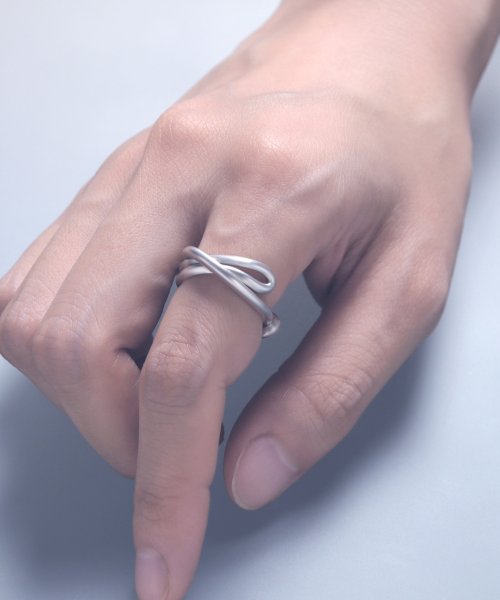 MAISON mou(メゾンムー)/【YArKA/ヤーカ】entwined curvaceous design ring [ducube heyt] / 絡み合う曲線美デザインリング/img07